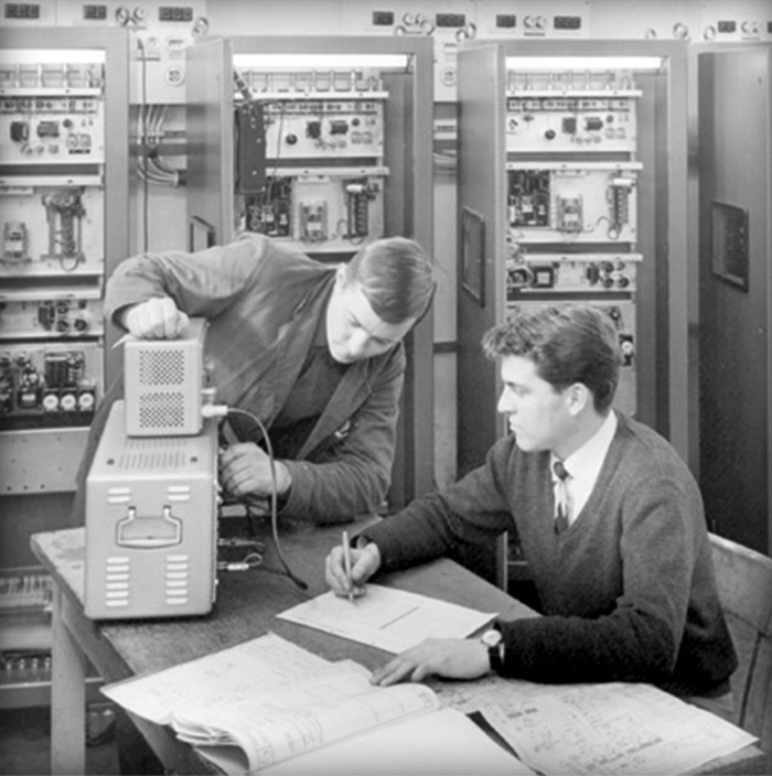 Start w roku 1948. Dr Hans Boeckels tworzy pierwszy detektor metali